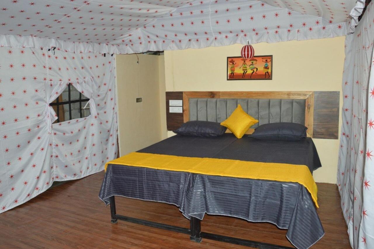 Bijni Riverside Glamping By Stayapart X Elephant Brook מראה חיצוני תמונה