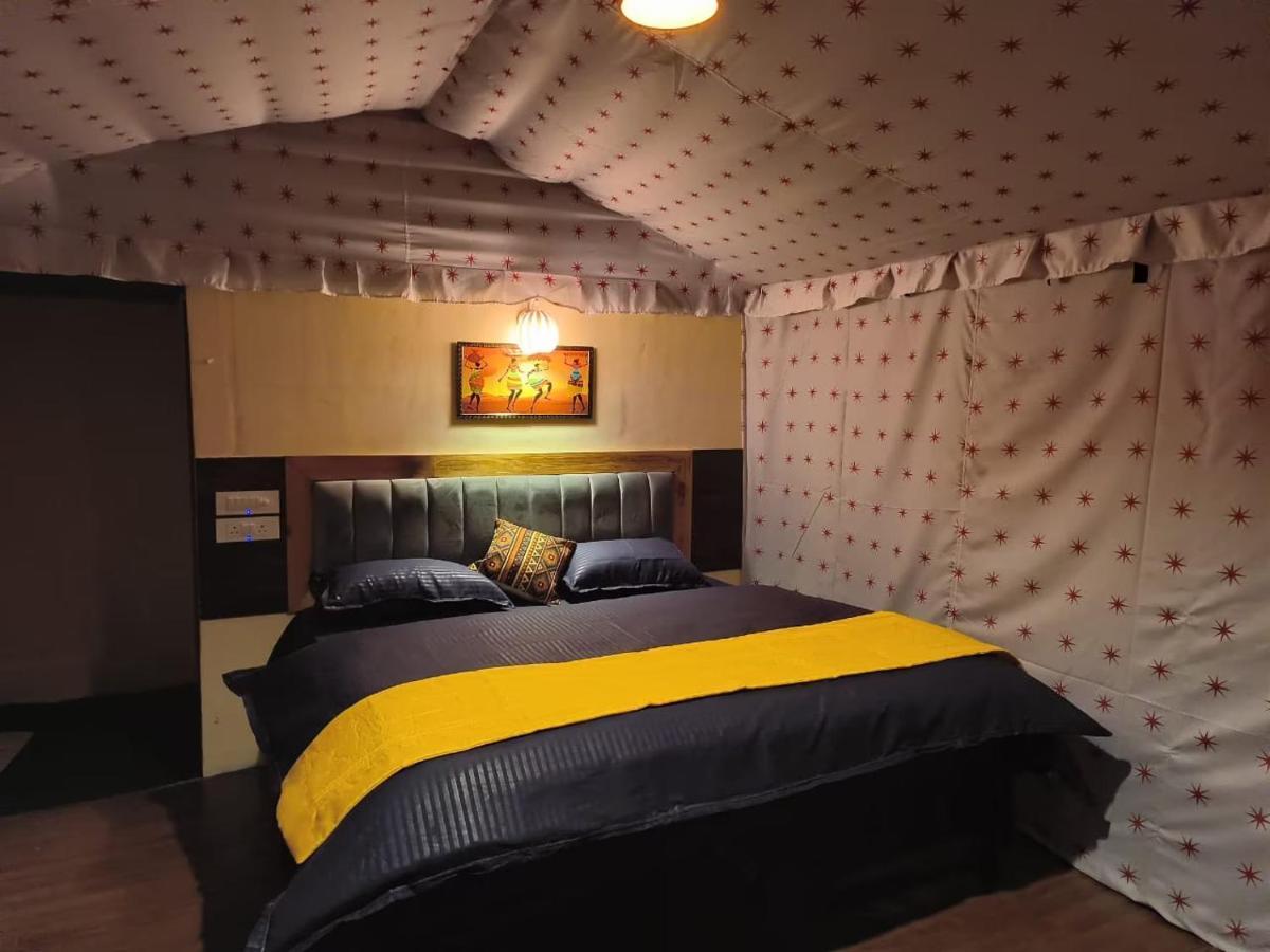 Bijni Riverside Glamping By Stayapart X Elephant Brook מראה חיצוני תמונה
