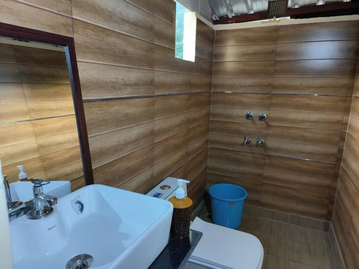 Bijni Riverside Glamping By Stayapart X Elephant Brook מראה חיצוני תמונה