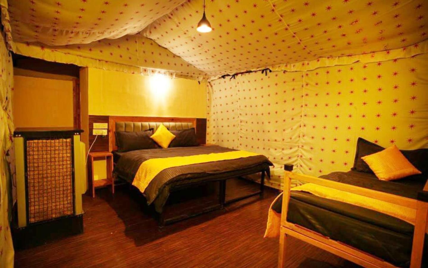 Bijni Riverside Glamping By Stayapart X Elephant Brook מראה חיצוני תמונה