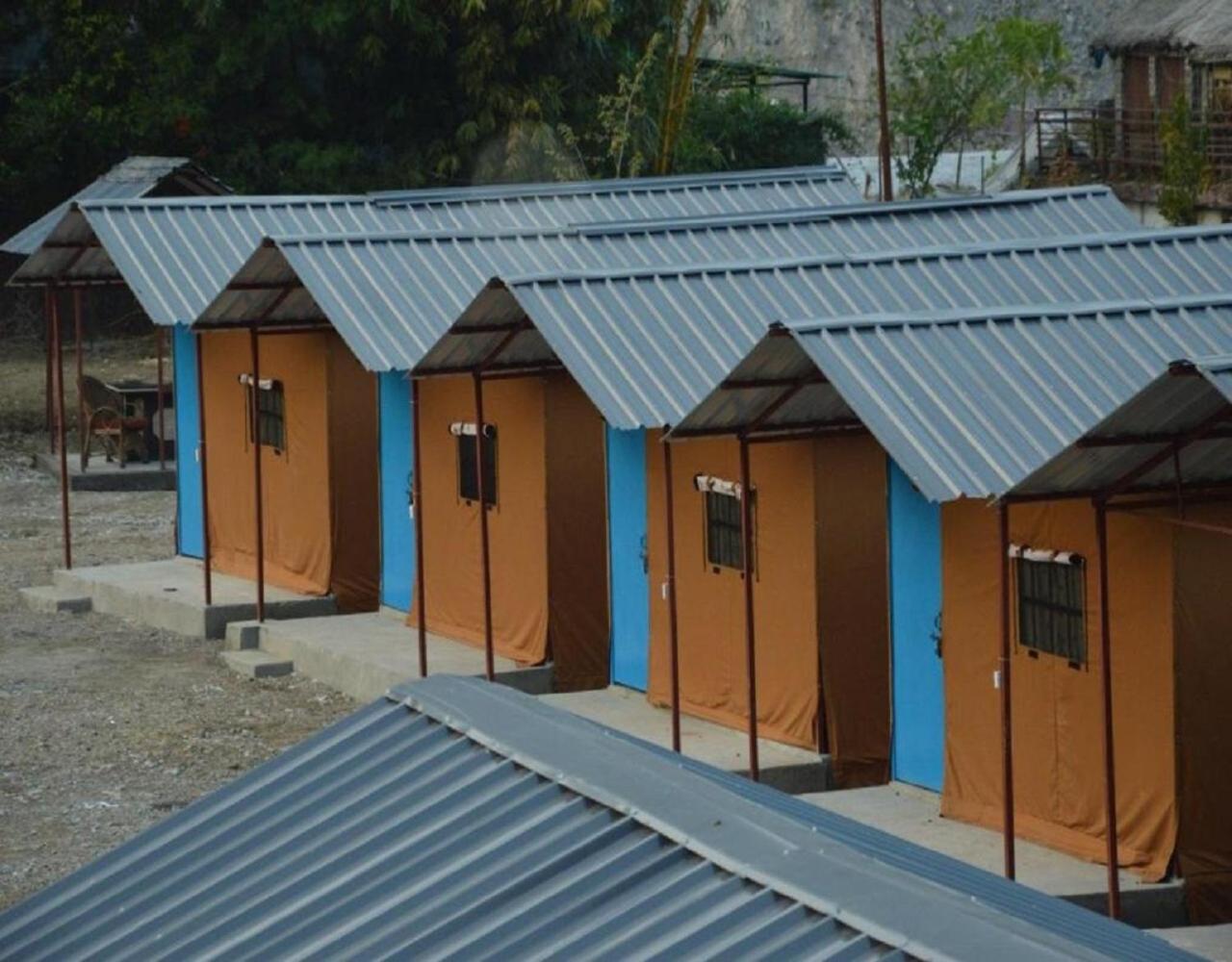 Bijni Riverside Glamping By Stayapart X Elephant Brook מראה חיצוני תמונה